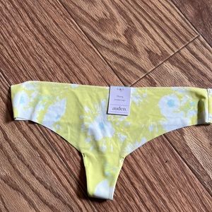 Auden thong invisible edge